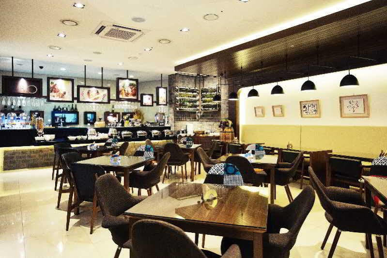N Fourseason Hotel Myeongdong Seoul Exterior foto
